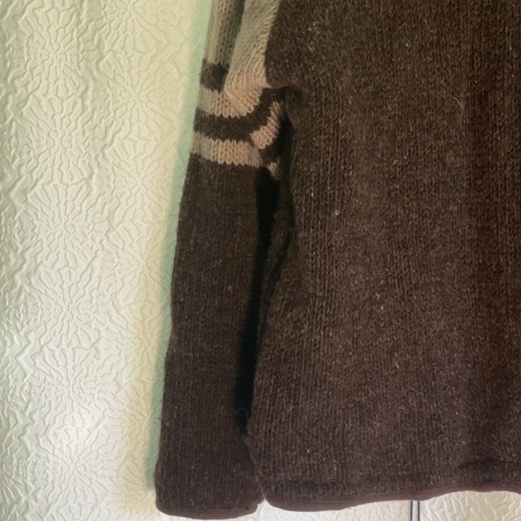 Men's Brown and Cream Hooded Jacket 100 percent wool - Picture 7 of 9